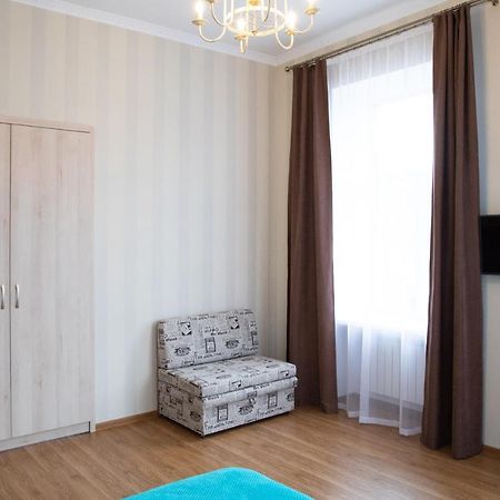 Kit Apartament Apartment Lviv Exterior photo