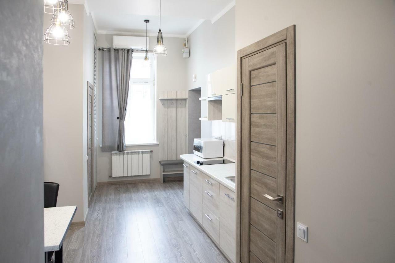 Kit Apartament Apartment Lviv Exterior photo