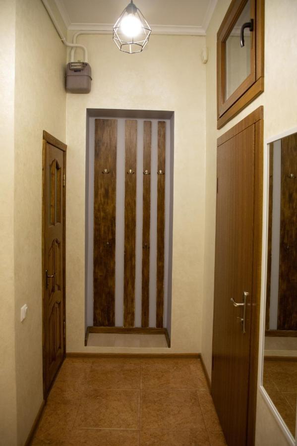 Kit Apartament Apartment Lviv Exterior photo